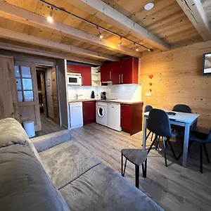 Parnasse 2-203 - Bel Sur Les Pistes De Ski Et Dans Le Village, Au Calme Appartement